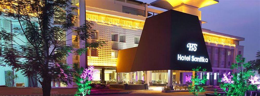 Oakwood & Taman Mini Hotel